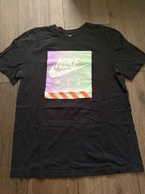 nike t shirt